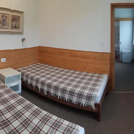 Volenter Gaestehaus بيت ضيافة ميترباخ